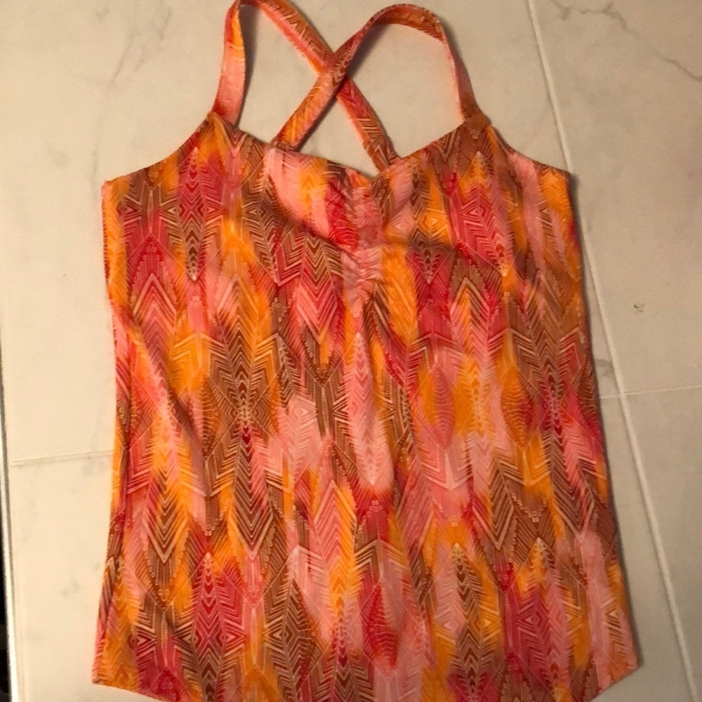 MARMOT Orange tank top with built-in bra.  EUC!